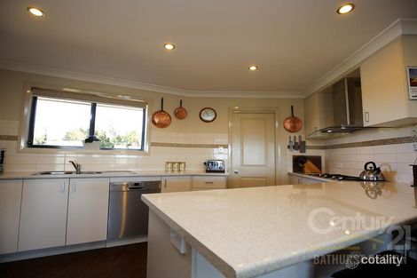 Property photo of 311 Hartwood Avenue Robin Hill NSW 2795