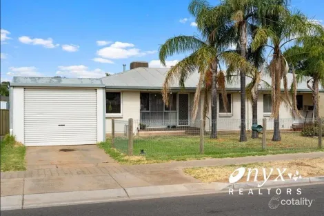 21 Moulds Cres, Smithfield, SA 5114