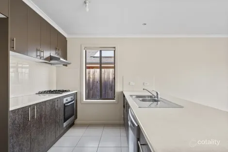 Property photo of 13 Verde Parade Epping VIC 3076