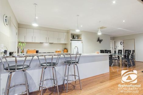 Property photo of 51 Minindee Road Manor Lakes VIC 3024