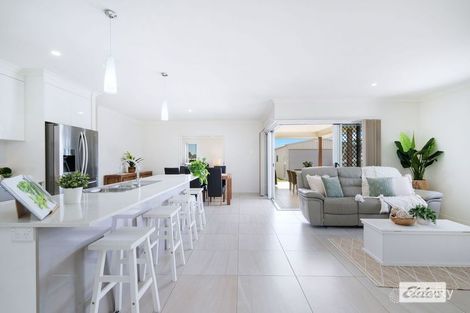 Property photo of 24 Bronte Place Urraween QLD 4655