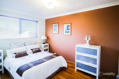 Property photo of 11 Cornelian Crescent Carine WA 6020