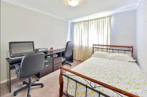 Property photo of 9 Grenada Road Glenfield NSW 2167