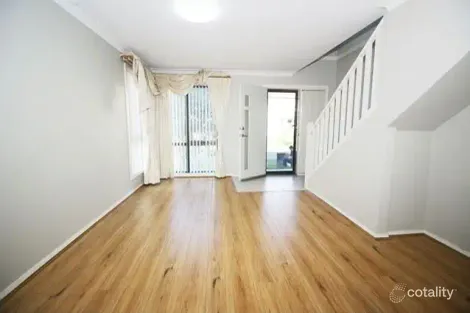 Property photo of 9 Grenada Road Glenfield NSW 2167