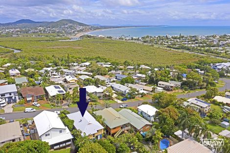 Property photo of 27 Dolphin Crescent Taranganba QLD 4703
