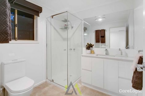 Property photo of 33 Hornsby Drive Langwarrin VIC 3910