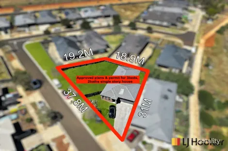 Property photo of 24 Hinkler Crescent Brookfield VIC 3338