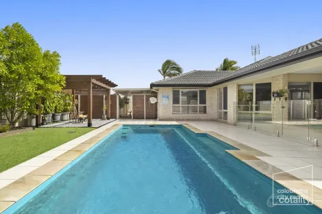 26 Pembroke Ave, Pelican Waters, QLD 4551
