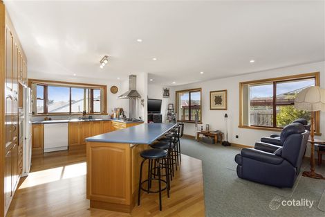 Property photo of 2 Comice Place Newnham TAS 7248