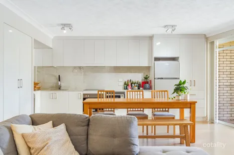 Property photo of 10/54 Dutton Street Coolangatta QLD 4225