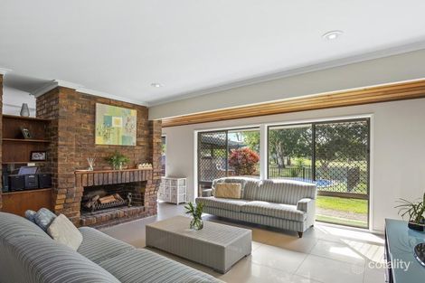 Property photo of 6 Calder Crescent Helensvale QLD 4212