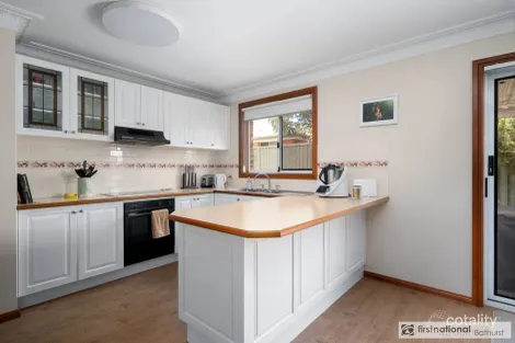 Property photo of 5/106 Piper Street Bathurst NSW 2795