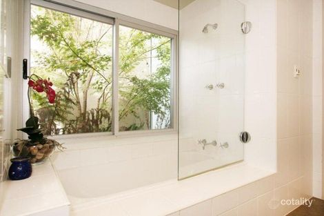 1 Goddard Ct, Mont Albert North, VIC 3129