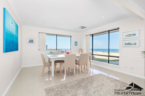 Property photo of 15 Beacon Rise Wandina WA 6530