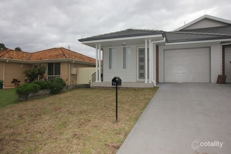 Property photo of 2/7 Conder Crescent Metford NSW 2323