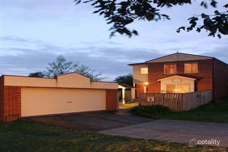 Property photo of 34 Wembley Drive Berwick VIC 3806