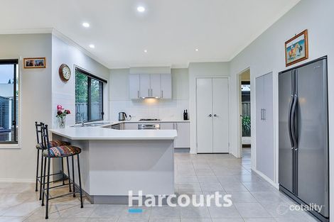 Property photo of 25 Fallingwater Drive Pakenham VIC 3810