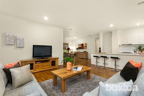 Property photo of 2/4 Lenna Court Chadstone VIC 3148