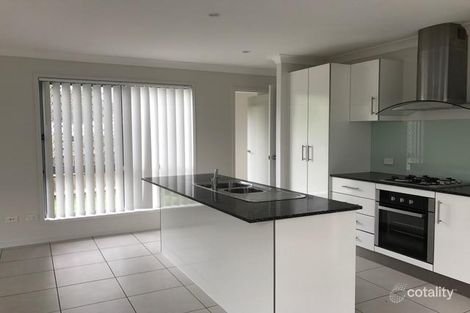 Property photo of 76 Hanover Drive Pimpama QLD 4209