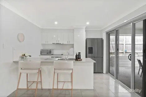 Property photo of 46 Clermont Street Holmview QLD 4207