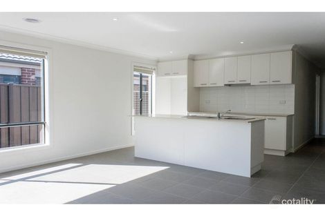 97 Nelson St, Cranbourne East, VIC 3977