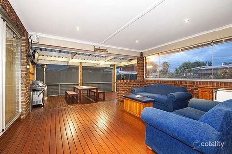 Property photo of 2 Bachli Close Mill Park VIC 3082