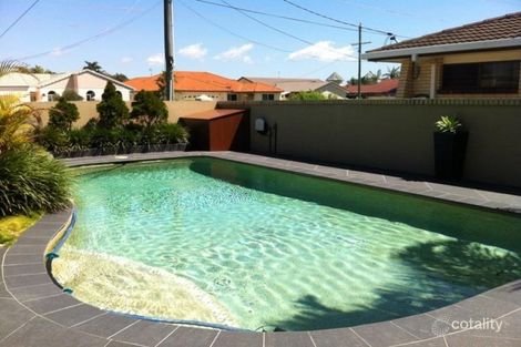 Property photo of 349 Bayview Street Hollywell QLD 4216