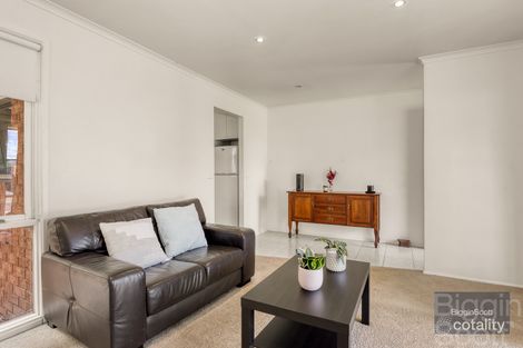 Property photo of 20 Valley Court Croydon South VIC 3136