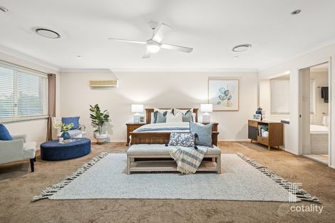 Property photo of 13 Pembridge Place Carindale QLD 4152