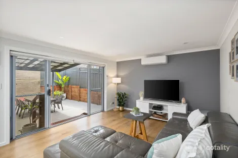 Property photo of 8 Jemima Close Flinders NSW 2529