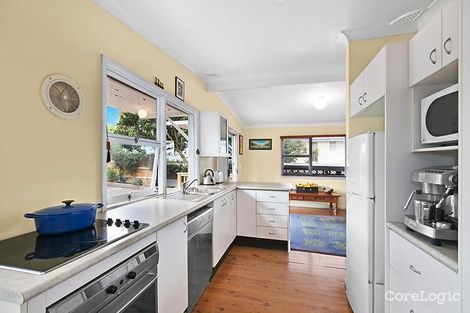 Property photo of 196 Ocean View Drive Wamberal NSW 2260