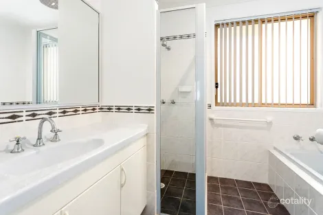 Property photo of 21 Thursday Avenue Shell Cove NSW 2529