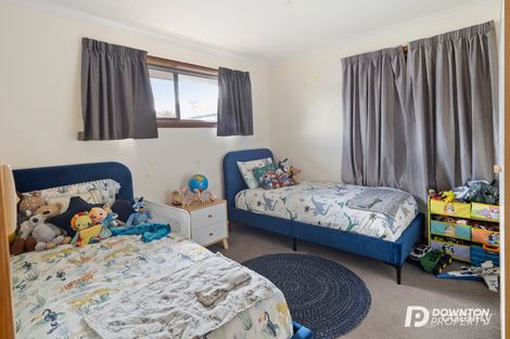 Property photo of 2/10 Wellington Road Lindisfarne TAS 7015