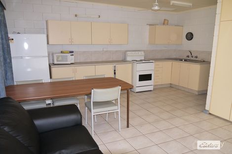 2/17 Victoria Hwy, Katherine South, NT 0850