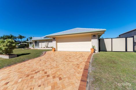 Property photo of 12 Bowsprit Crescent Banksia Beach QLD 4507