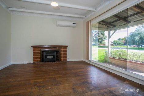 Property photo of 2 Kalara Way Koongamia WA 6056
