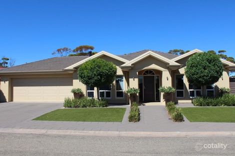 2 Priya Ct, Risdon Park South, SA 5540