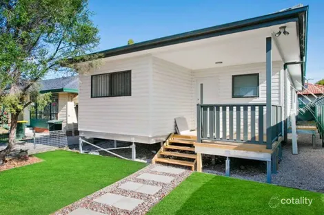 1 Pamela Pl, Girraween, NSW 2145