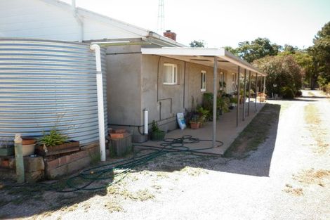 Property photo of 128 Vasey Road Waikerie SA 5330