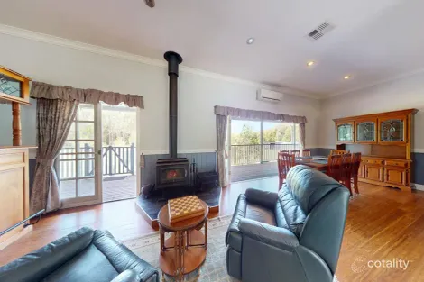 Property photo of 20 Squires Hill Road Boolambayte NSW 2423