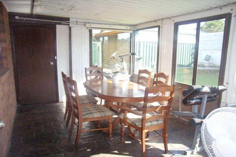 Property photo of 16 Sweeney Avenue Plumpton NSW 2761