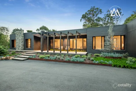 10 Cummins Lane, Mount Eliza, VIC 3930