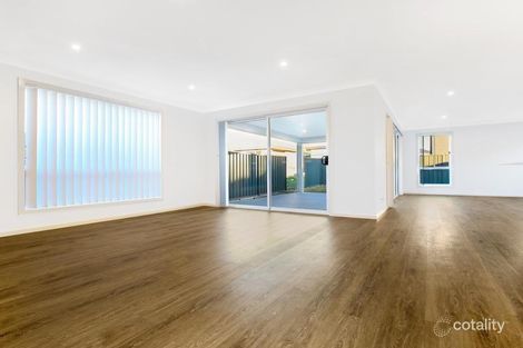 26b Escarpment Pl, Horsley, NSW 2530