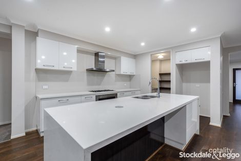 Property photo of 34 Moonlight Way Mickleham VIC 3064