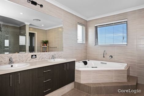 Property photo of 25 Lilly Pilly Lookout Halls Head WA 6210