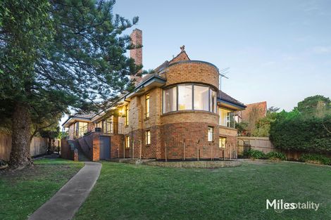 Property photo of 7 Gruyere Crescent Ivanhoe East VIC 3079