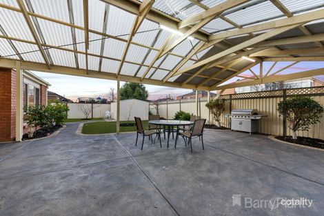 Property photo of 48 Brentwood Drive Werribee VIC 3030