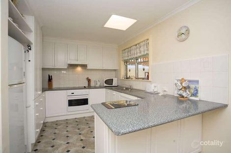 Property photo of 10 Yerrawa Drive Watsonia VIC 3087
