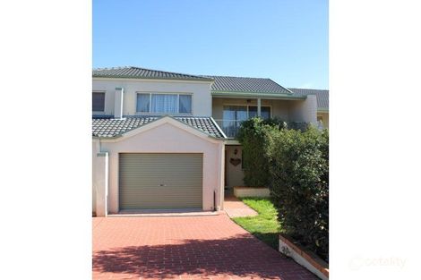 Property photo of 10 Raiwalla Court Ngunnawal ACT 2913