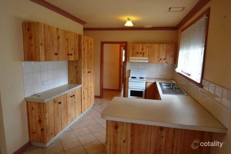 Property photo of 11 Sinclair Crescent Seymour VIC 3660
